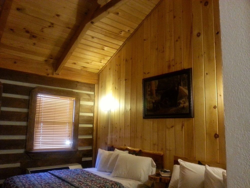 Black Bear Lodge Motel Slade Kültér fotó