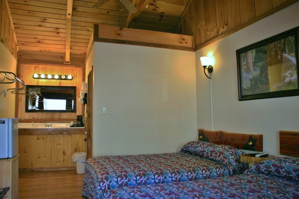 Black Bear Lodge Motel Slade Kültér fotó