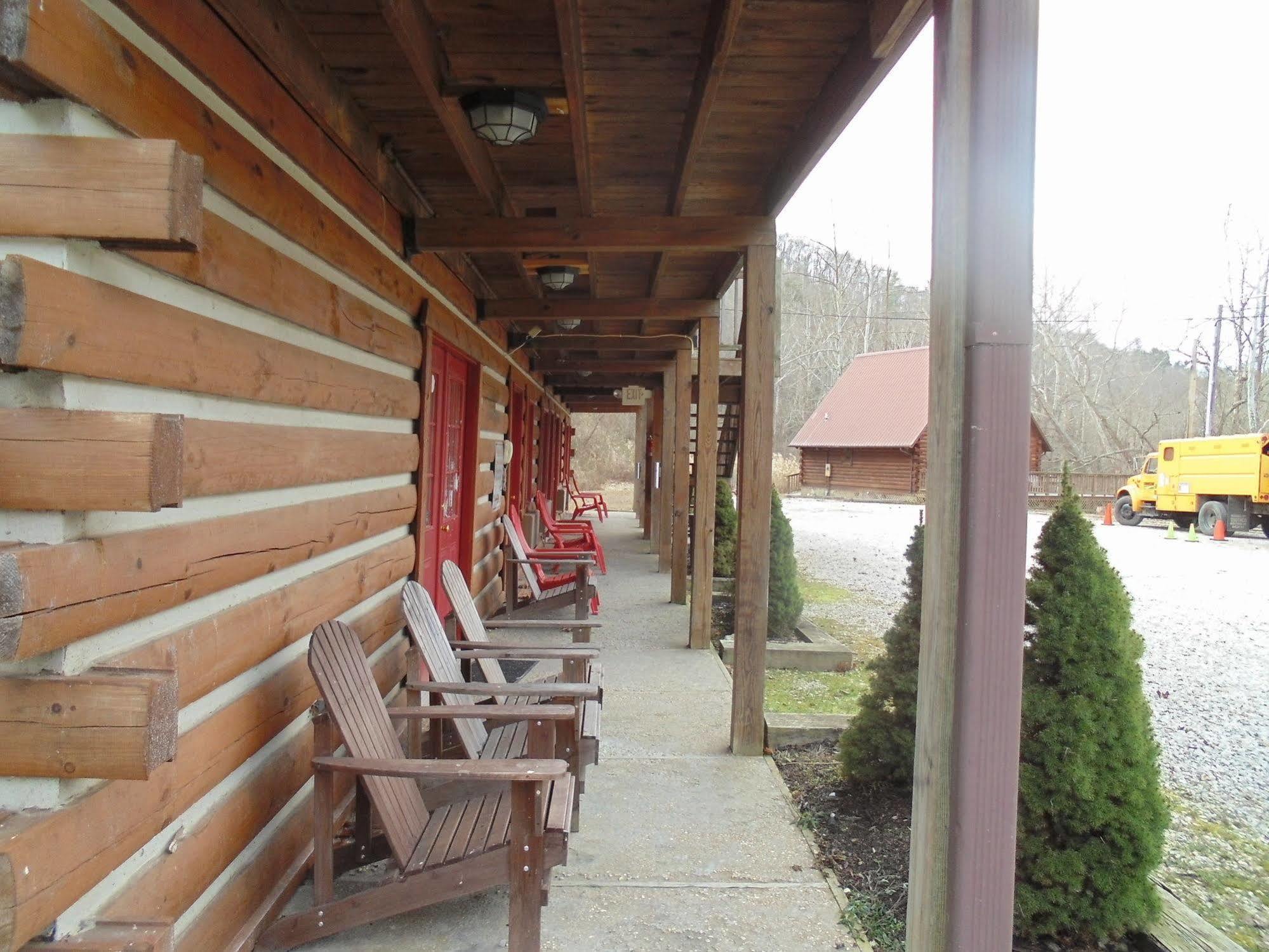 Black Bear Lodge Motel Slade Kültér fotó